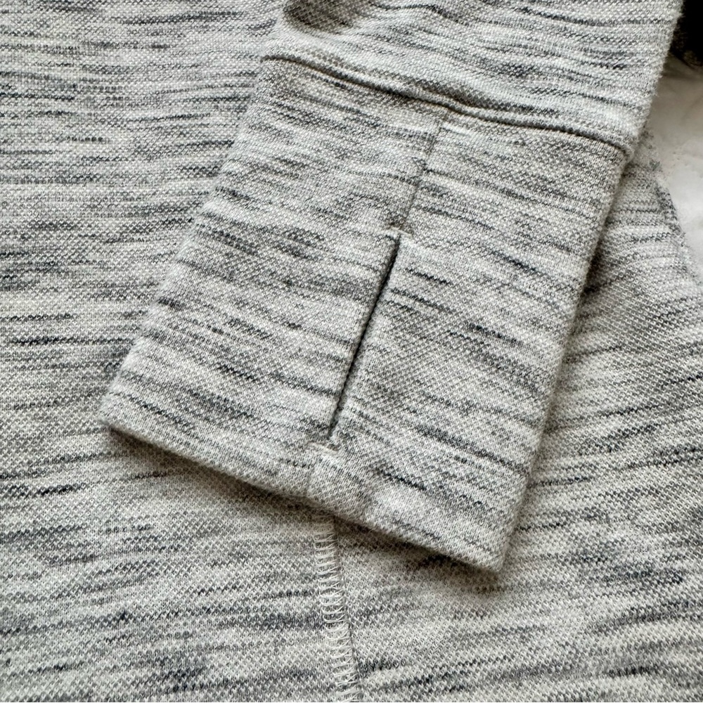 Duluth Trading Deux More Double Knit Crewneck Pocket Tunic Gray Size Small - Picture 4 of 12